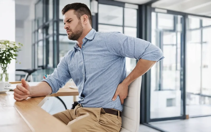 رایج ترین علل کمر درد در کرج