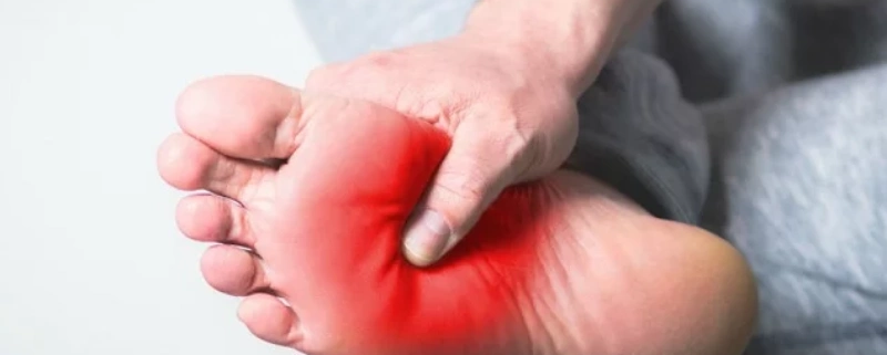 وجود فشارهای غیر متعادل کف پا