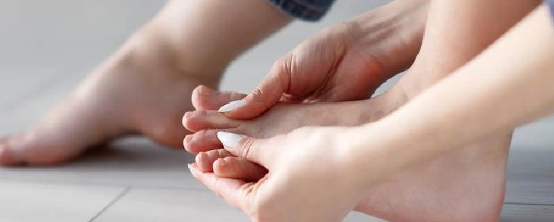 علت درد زیر انگشتان پا