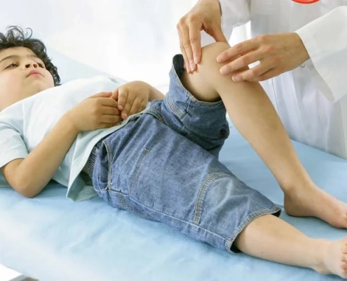 علت زانو درد در کودکان