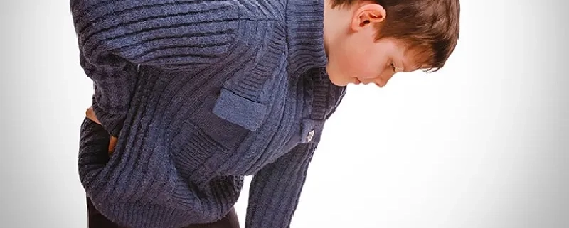 علت کمر درد در کودکان