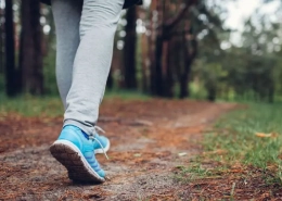 پیاده روی چه تاثیری بر کمر درد دارد؟