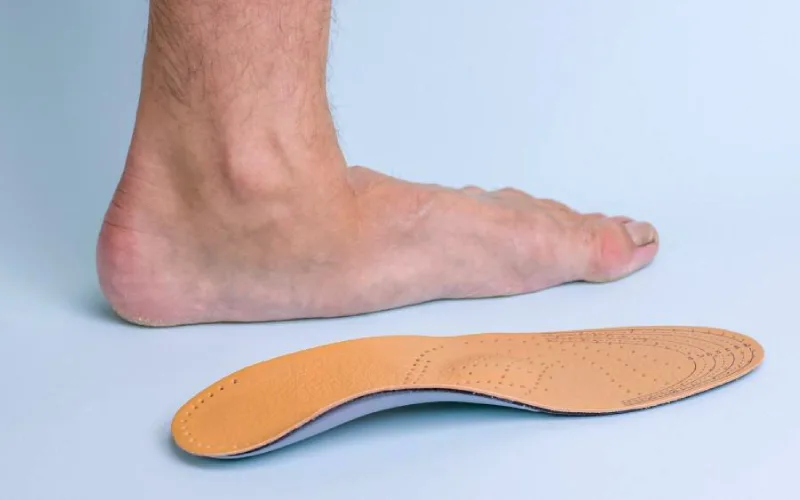 راه های درمان صافی کف پا در بزرگسالان 