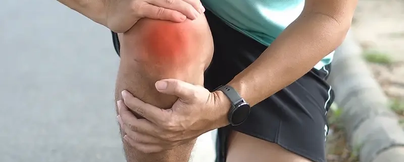 ۶ حرکت کاهش درد و التهاب زانو