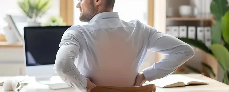 راه‌های جلوگیری از کمردرد در محل کار