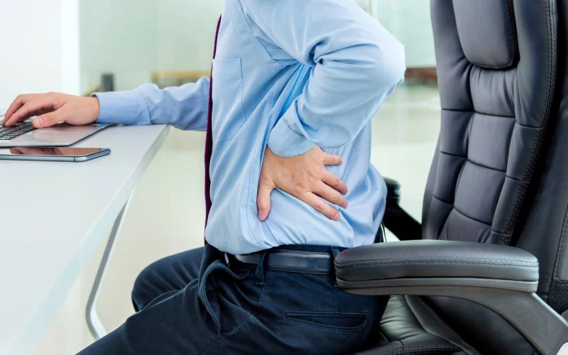 پیشگیری از کمردرد بعد از نشستن طولانی